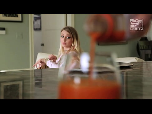 ❤️ ʻO ke kaikamahine wela me ka uʻi nui a me ka puʻu paʻa loaʻa ka moa mai ka loser, akā paʻakikī loa ❤❌ Fuck video iā mākou haw.hentai-ita.ru