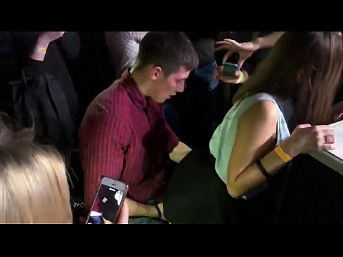 ❤️ ʻO ka moekolohe maoli i loko o kahi hale kalapu ʻo Rūsia. 18-makahiki-kahiko Lūkini kaikamahine i loko o ka anus a me ka vagina fucked i loko o ka nightclub ❤❌ Fuck video iā mākou haw.hentai-ita.ru